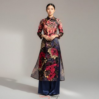 Loose-fitting Vietnamese long dress with chrysanthemum pattern